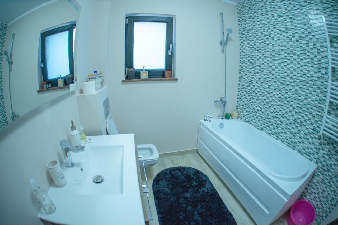La Stejari Apartment Szucsáva Kültér fotó